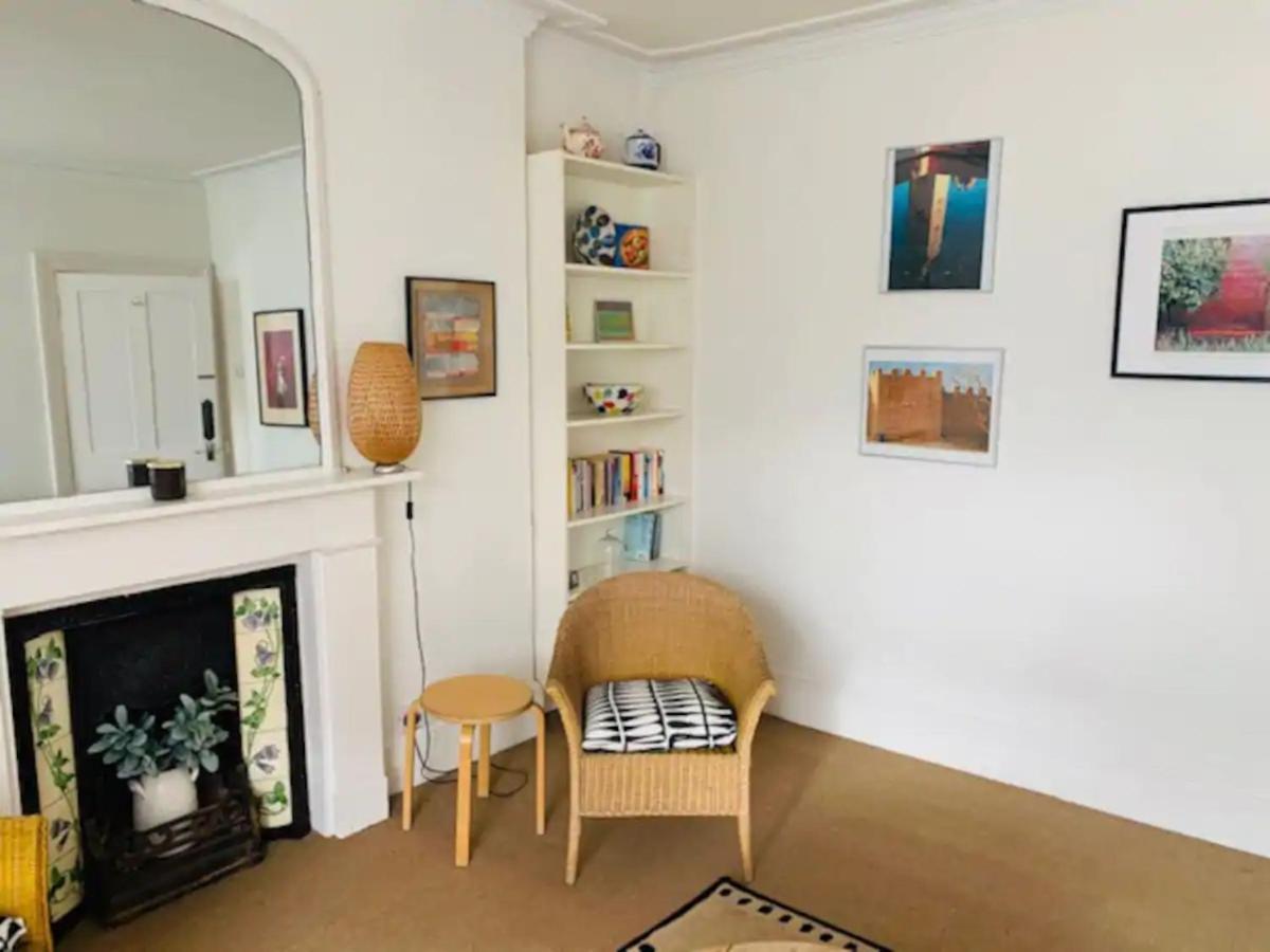 Light And Airy 1 Bedroom Flat In Kensington London Exterior photo